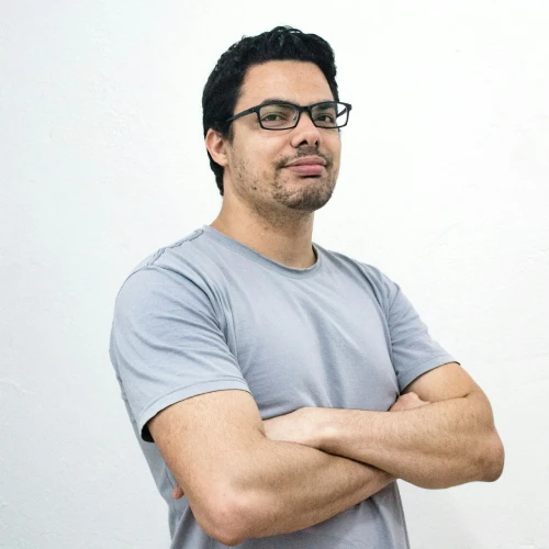 حامد احمدی‌پور